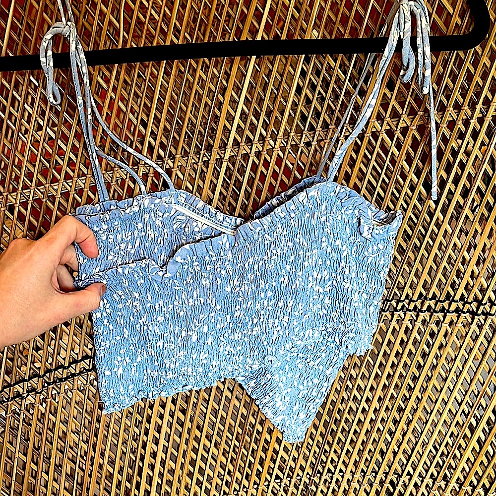 Floral blue crop top